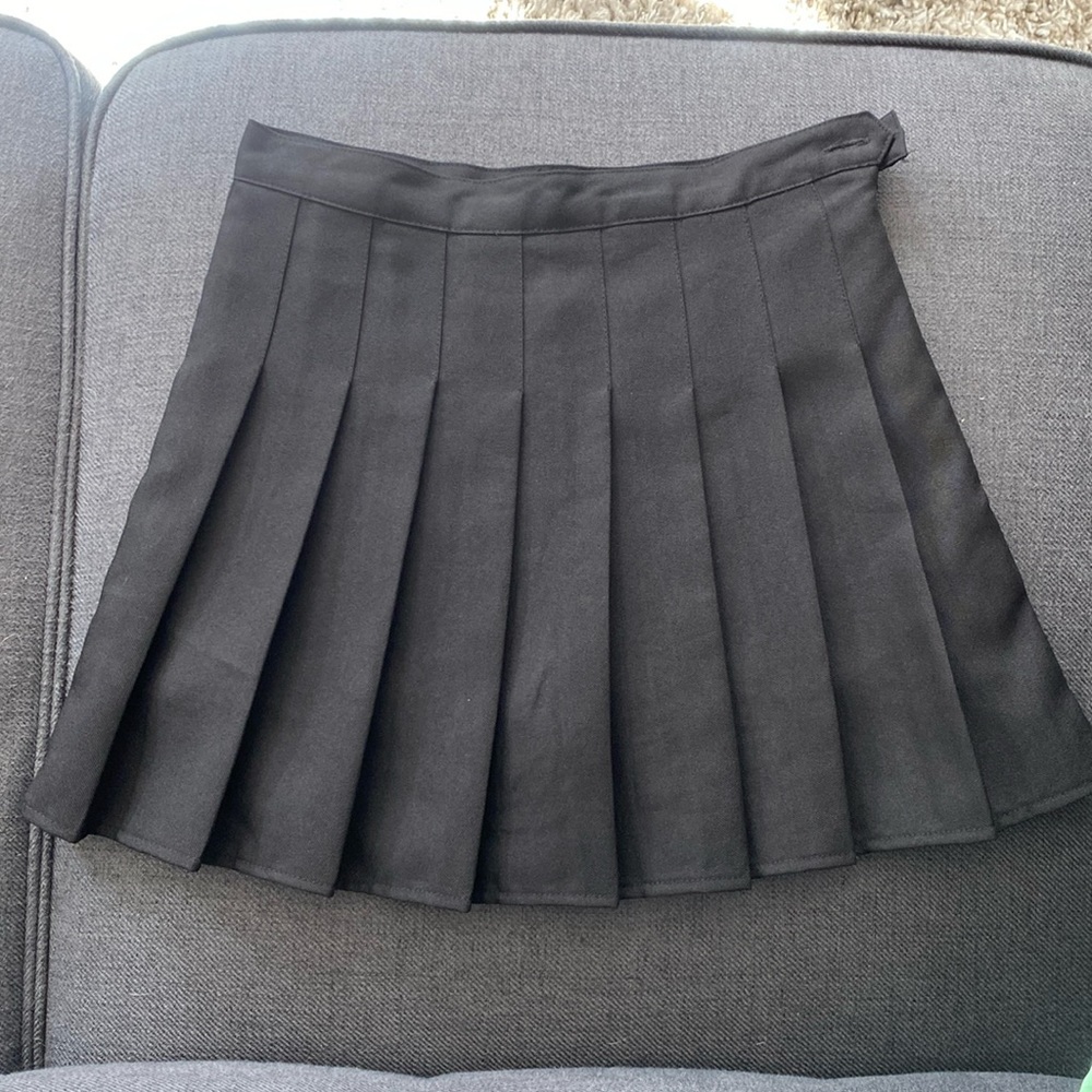 Black pleated skort size S